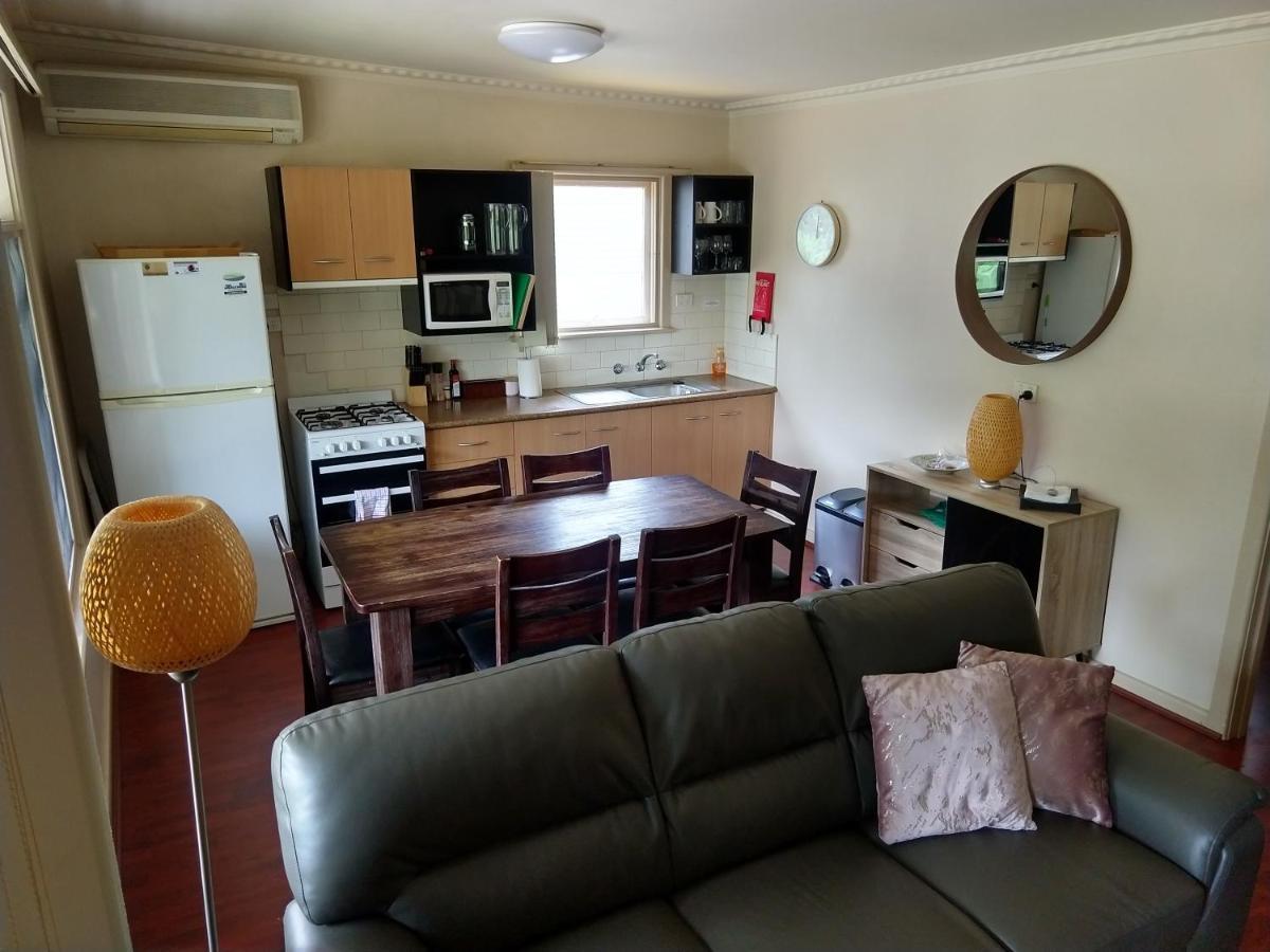 Cockatoo Cabin Halls Gap Ngoại thất bức ảnh